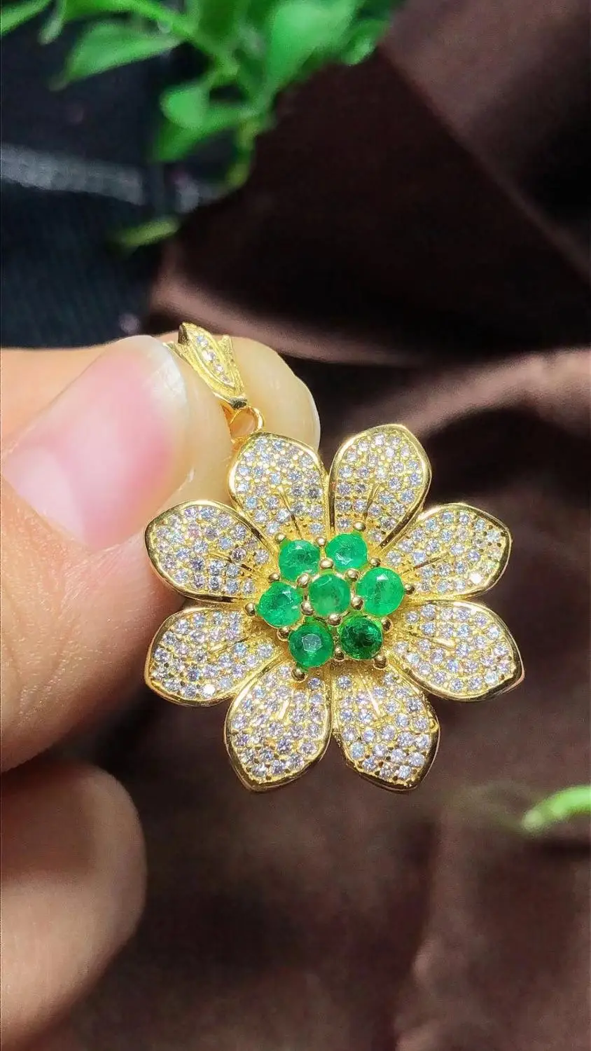 

Новый новый привлекательный 925 Серебряный кулон золотой цвет кулон зеленый изумруд драгоценный камень ожерелье натуральный изумруд драгоценный камень подарок на Рождество