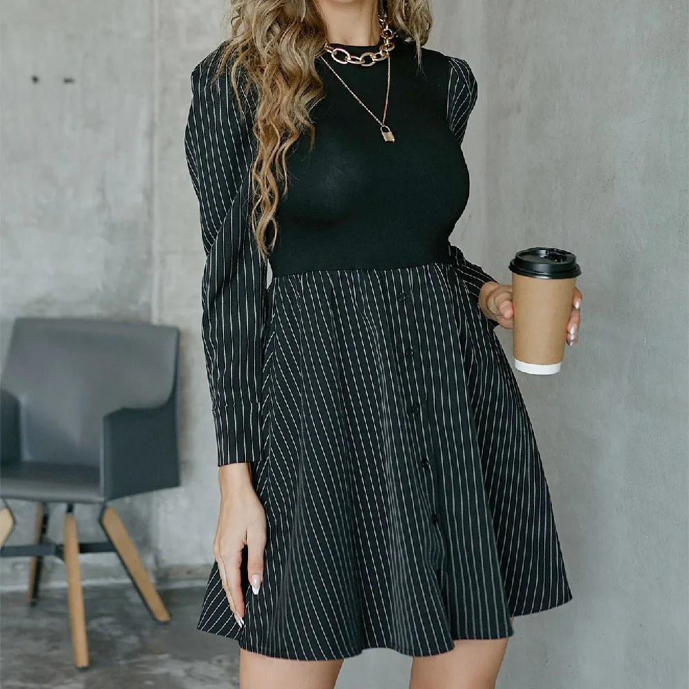 

Fashion Women New Dress Autumn 2021 Stripe Splicing Round Neck Long Sleeve Fake Two Western Style Casual Temperament Women