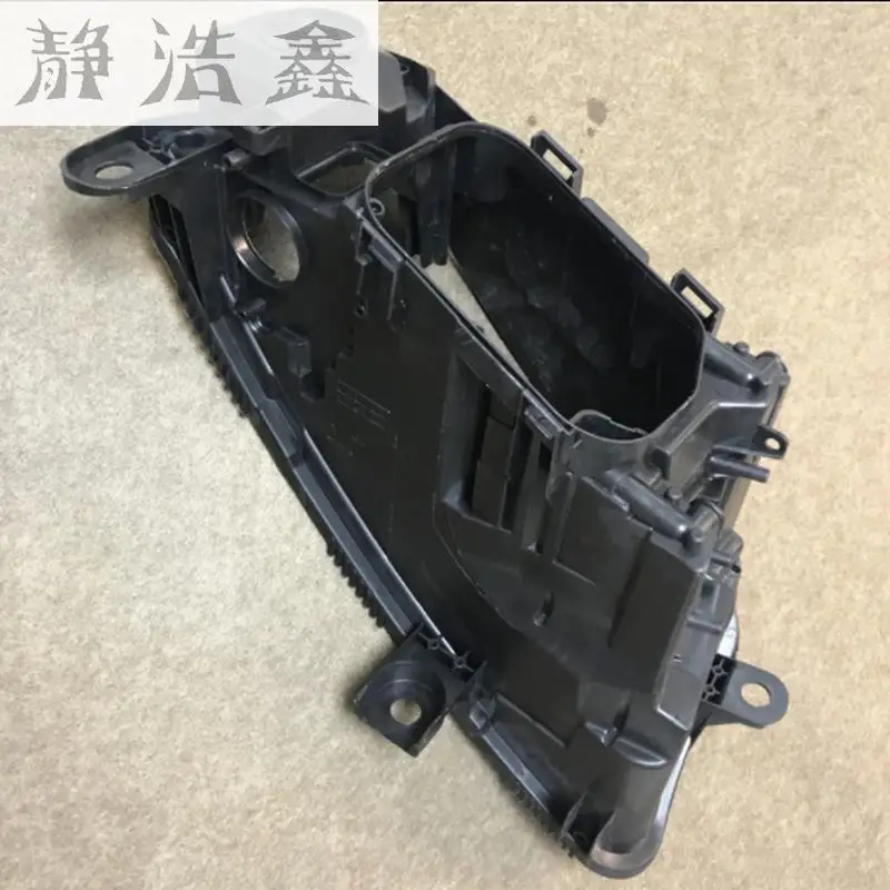 Головной светильник задняя часть корпуса головной основание пластик черный