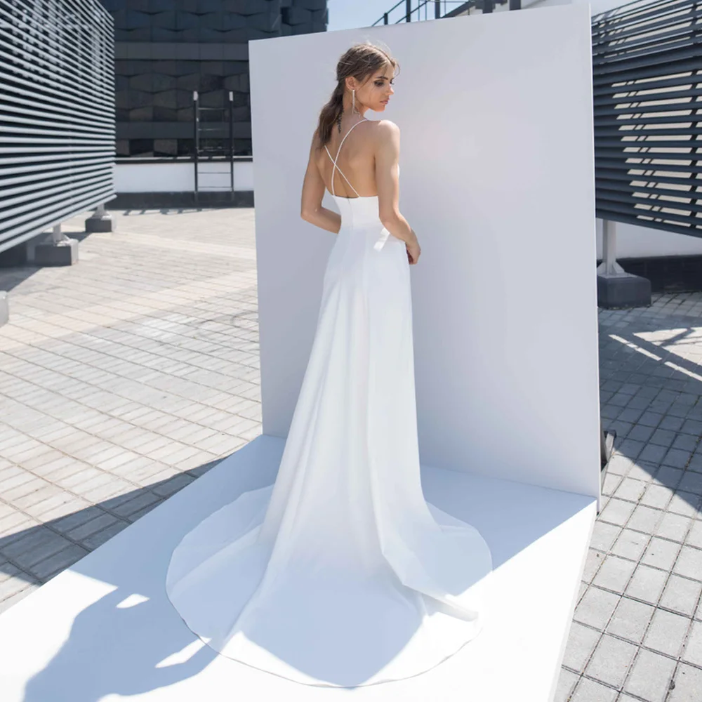

Elegant Beach V-Neck Side Slt Wedding Dress 2021 Sexy Spaghetti Straps Sleeveless Backless Sweep Train Bridal Gowns