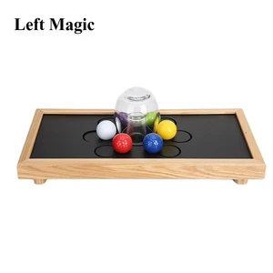 Новое отверстие в одном волшебном трюке выбранный шар появится внутри стекла магии мага сцены вечерние иллюзия, трюк, реквизит ментализм веселье