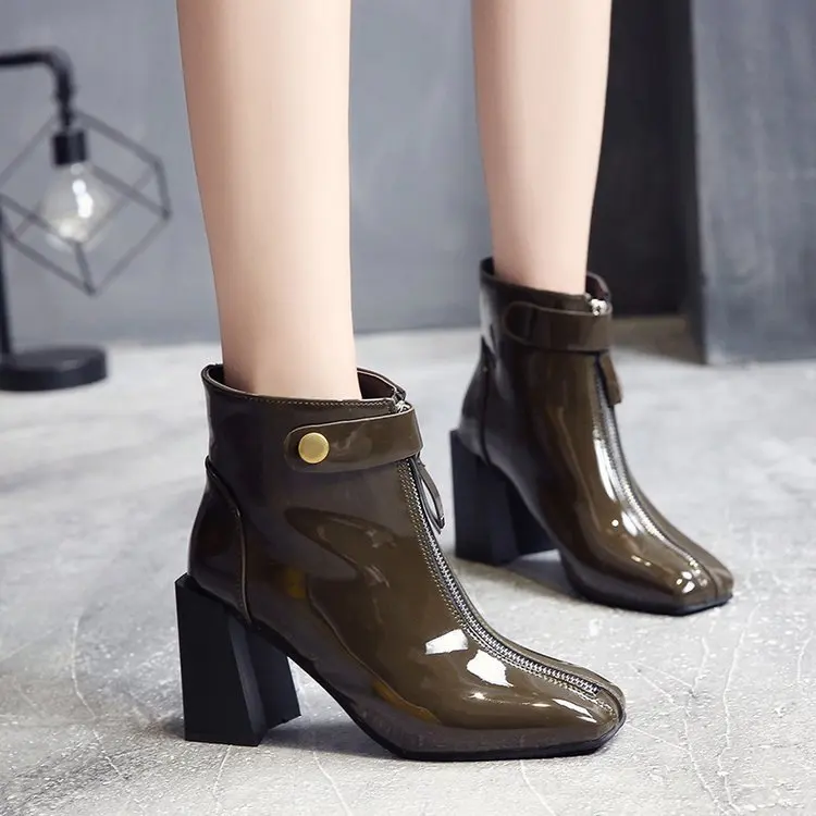 Средней высоты женские ботинки по щиколотку квадратный каблук без шнуровки