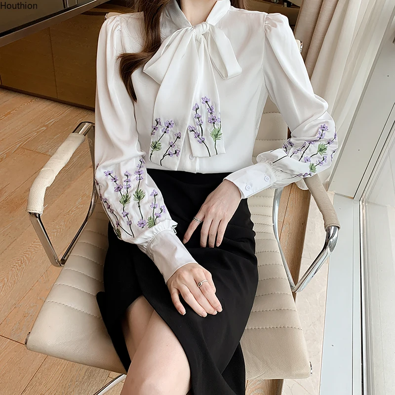 

Summer New Women's Blouses V-neck Shirt Long Sleeve Top Bow Blouse Embroidered Girl Chiffon Casual Fashion Lady Loose