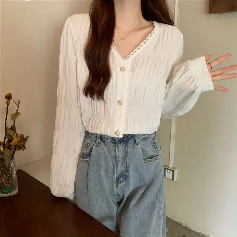 

White shirt ladies spring and autumn 2021 new design sense niche sweet and chic chic early autumn shirt long sleeves