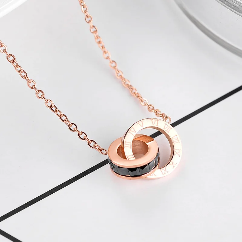 

Simple and fashionable student art Mori series Roman numerals full diamond pendant 18k rose gold titanium steel clavicle necklac