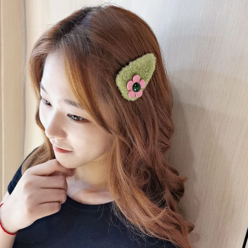 M MISM зимние Плюшевые Цветочные заколки для волос девочек BB зажим модные