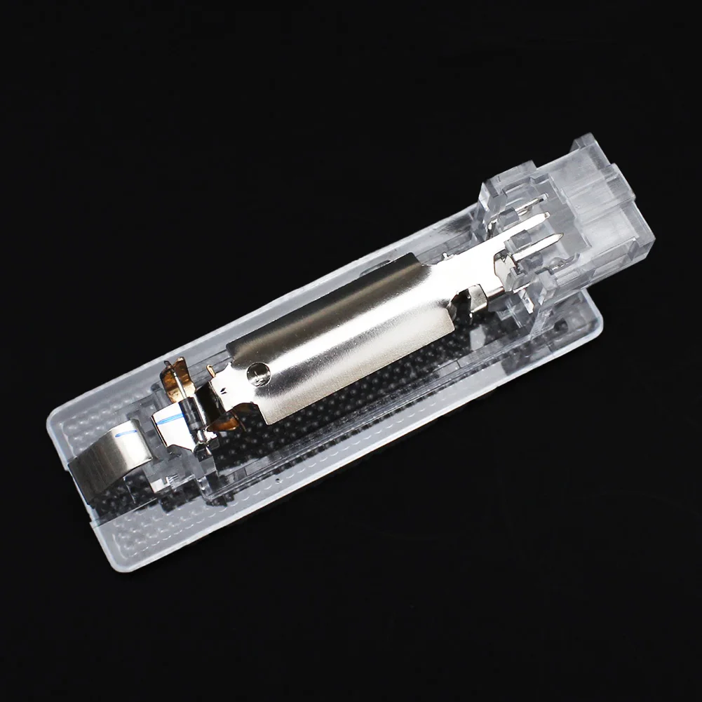 Задний фонарь LARBLL 1KD947101A для багажника подходит VW GOLF JETTA Passat Tiguan Caddy Touareg 7L6947101A |