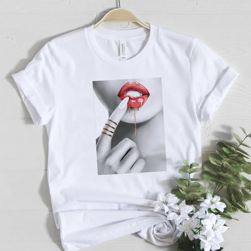 

Fashion New street Makeup Black Lips in Diamonds Drip Graphic Tee shirt Women Clothes Aesthetic Vogue White Female T-shirt Tops