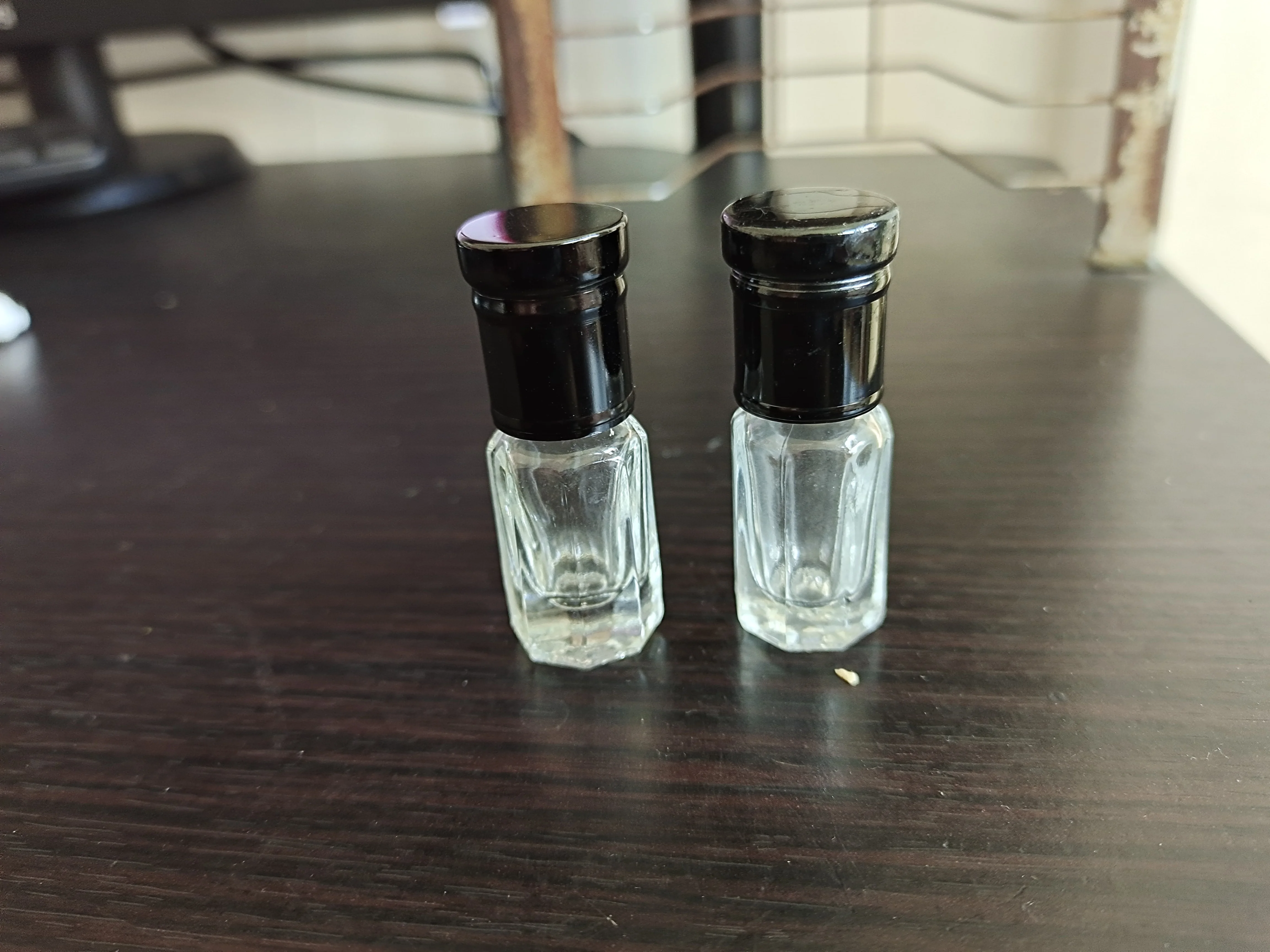 

3ML Black Flat Cap Small Glass Roll oN Perfume Bottle 10PCS/LOT