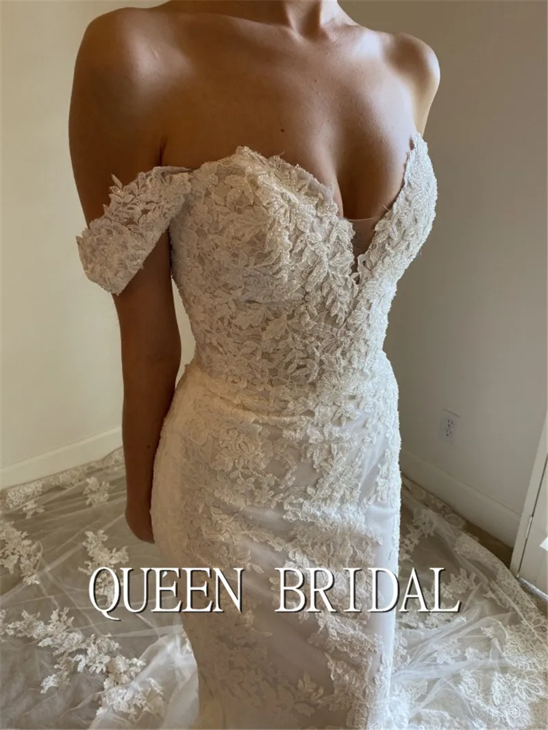 Женское кружевное свадебное платье с юбкой-годе | Свадьбы и торжества