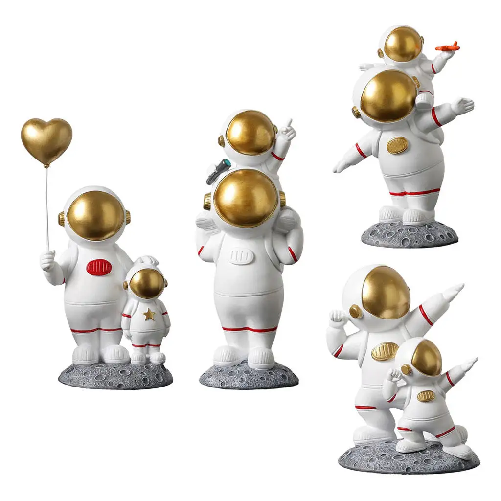 

Astronaut Figure Figurine Sculpture Ornament Spaceman Statue Kids Boys Living Room Bedroom Party Decor