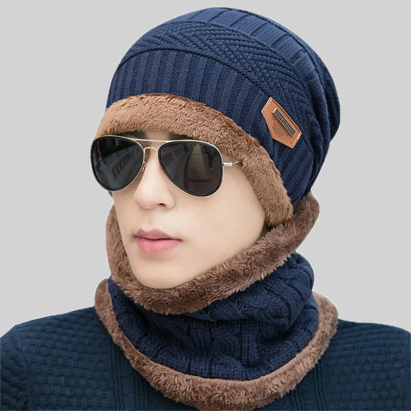 Теплая вязаная плюшевая шапка комплект с шарфиком из шерсти и меха толстая