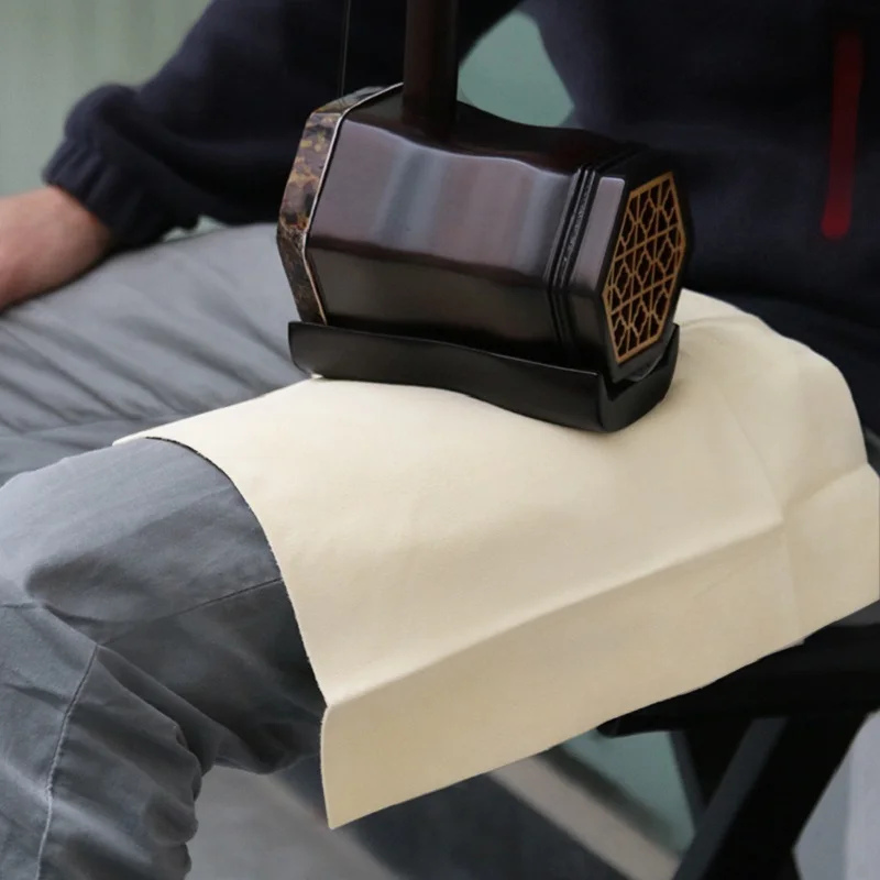 

Deerskin Cloth Special Leg Pad Mat Cloth for Erhu Musical Instrument