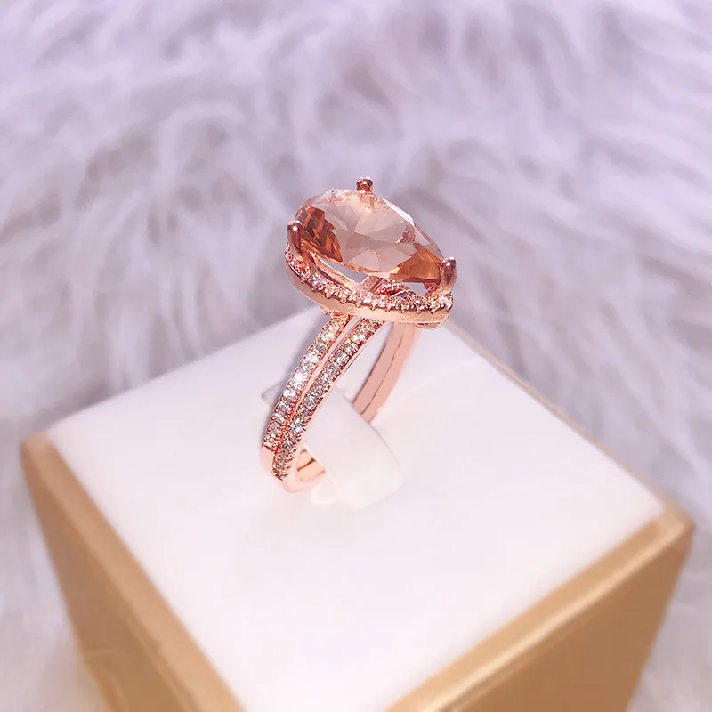 Набор инкрустационных колец из розового золота с цирконием в форме груши