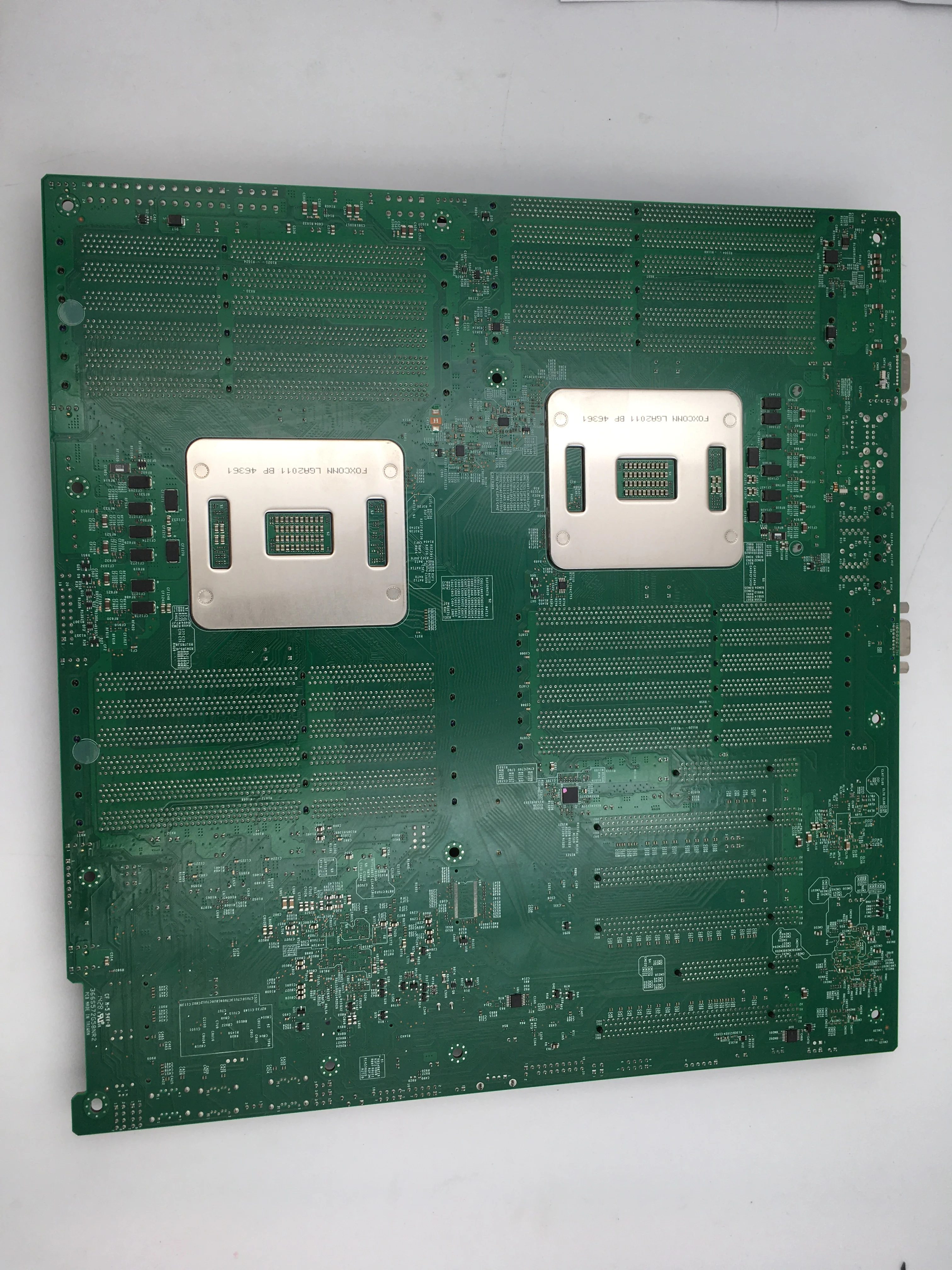 Günstig Hohe Qualität Für Supermicro X9DRI-LN4F + Server Dual-Weg X79 Motherboard Unterstützt V2 CPU C602 Chip 2011 Wird Test Vor Dem Versand