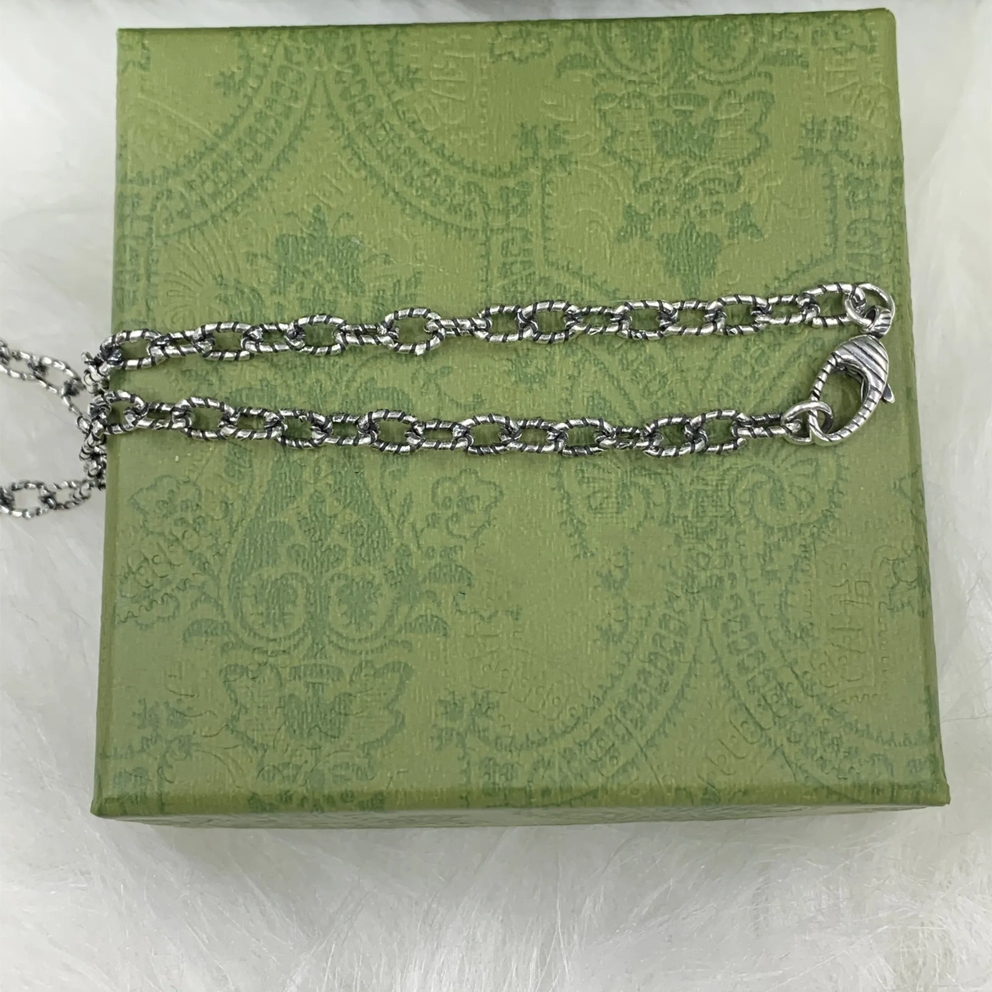 

Ms classic popular retro necklace S925 pure silver