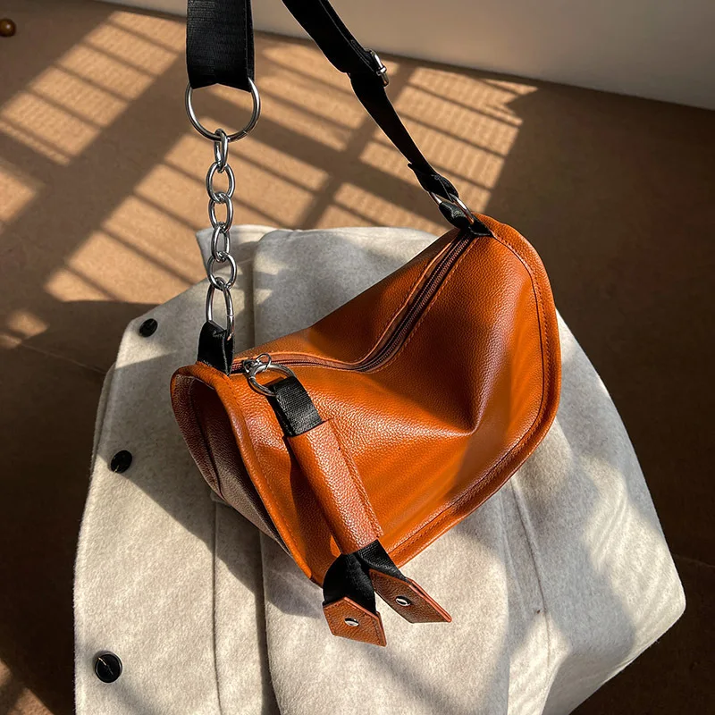 

Женская сумка QIAOSANSAN, дизайнерская Новая стильная дамская сумка-мессенджер через плечо, модная текстурная широкополосная цепь