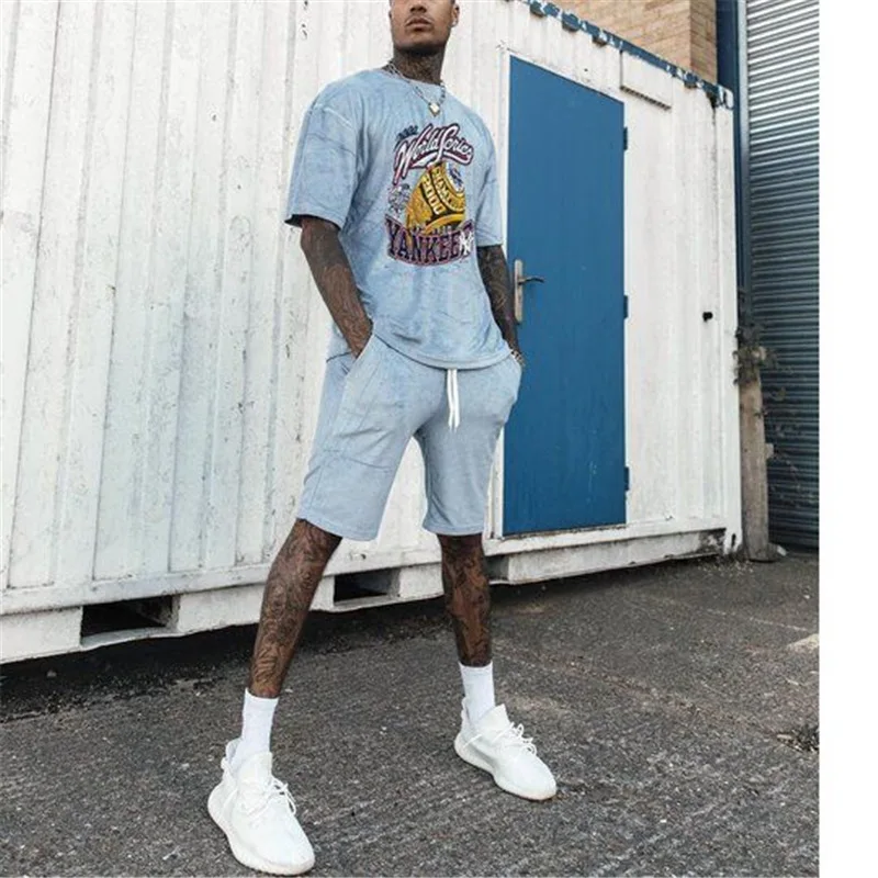 

Новинка лета 2021, мужской модный Повседневный свободный мужской костюм с принтом, трендовый костюм из двух предметов