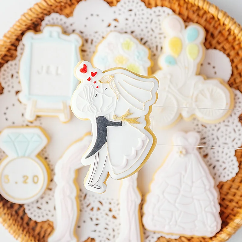 

Cake Decoration Tool Happy Wedding Bride Ring Cake Cookie Press Stamp Embosser Cutter Acrylic Fondant Sugar Craft Cake Cutter