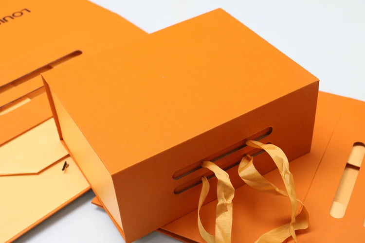 

BOX LIN