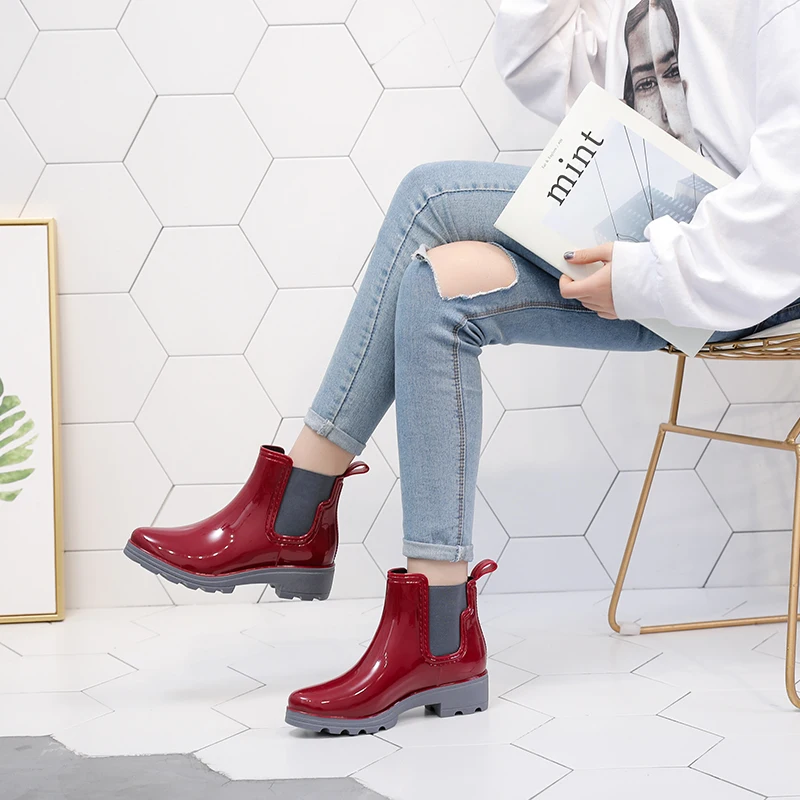 2021 Women Boots Soft Thick Wear-resistant Rubber Shoes Spring Autumn Fashion Short Boots Waterproof Anti-skid Water Shoes