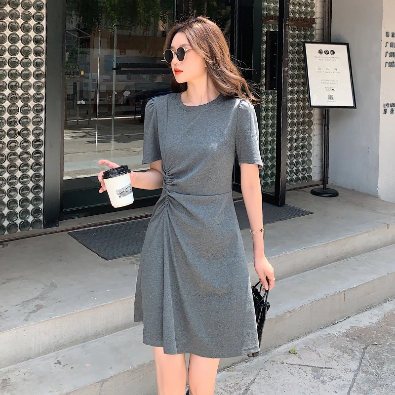 

Han edition temperament will spot 2021 summer new toward a pure color smoke plait round collar show thin waist dress