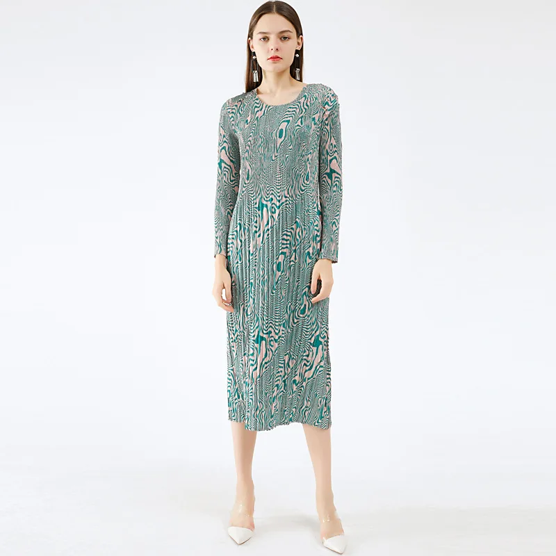

2022 autumn and winter new ladies long-sleeved waist skirt French retro lady temperament printing Issey Miyake pleated skirt