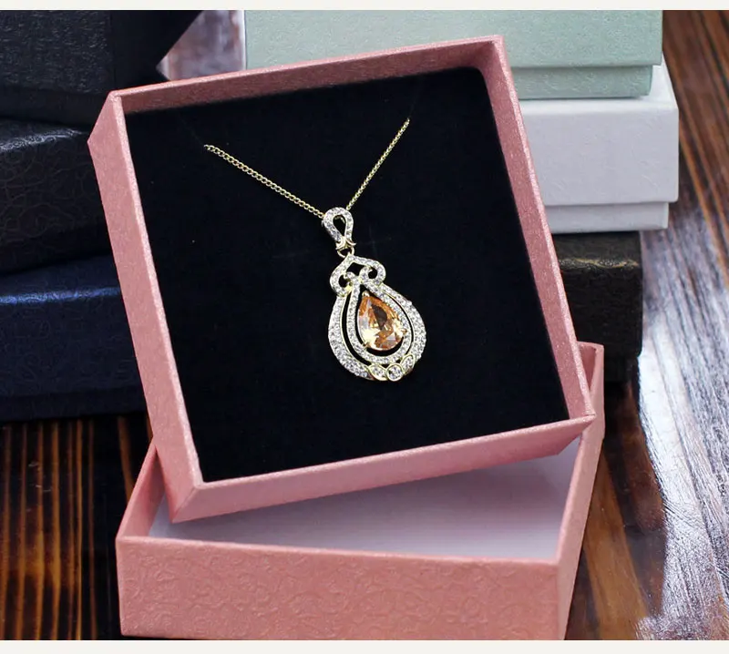 Коробки для ювелирных изделий, 30 шт./лот, 10x10x3,6 см, кольца, серьги, Чехлы, ожерелья, подвески, упаковочные коробки, квадратный органайзер для ювелирных изделий(логотип OEM