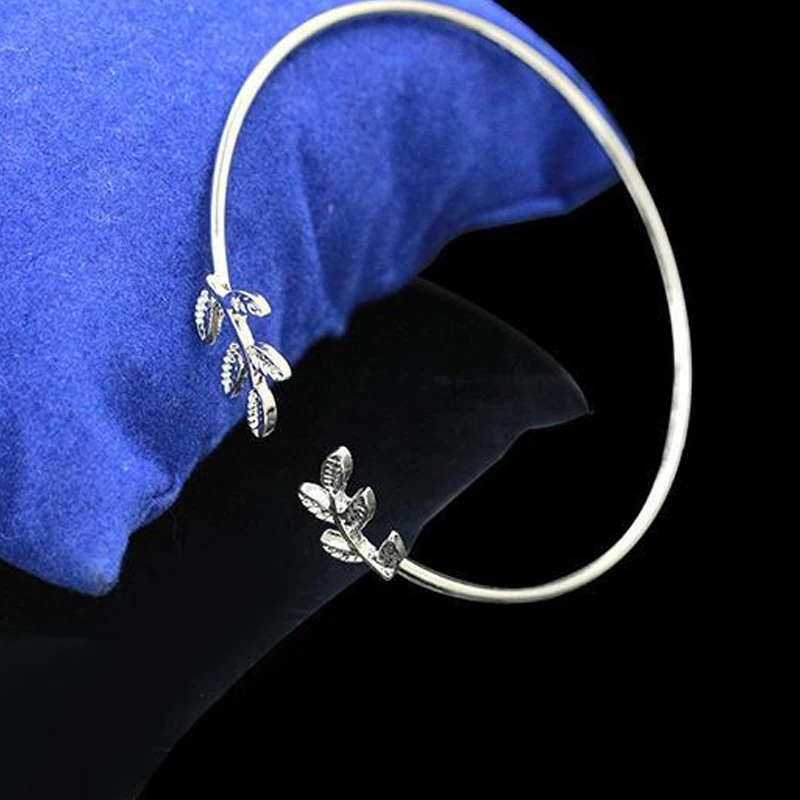

Fashion Luxury Charm Bracelet For Women Girls Leaves Open Bangle Gold Silver Plated Cuff Bracelets Jewelry Accessories