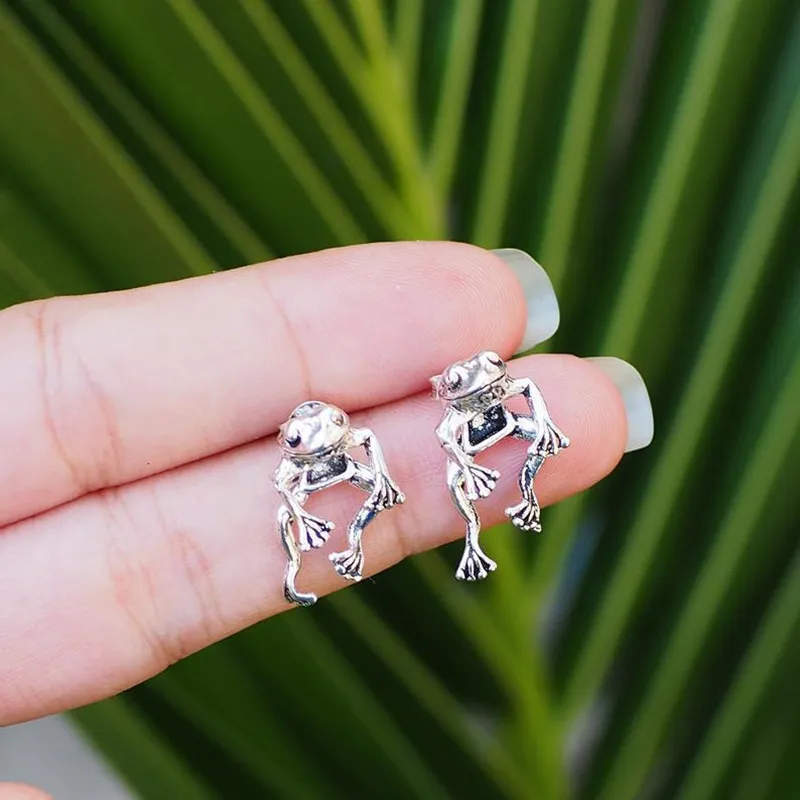 

2021 New Retro Fashion Gold And Silver Cute Frog Earrings Set Ladies Classic Ethnic Style Alloy Pierced Earrings Jewelry Gift