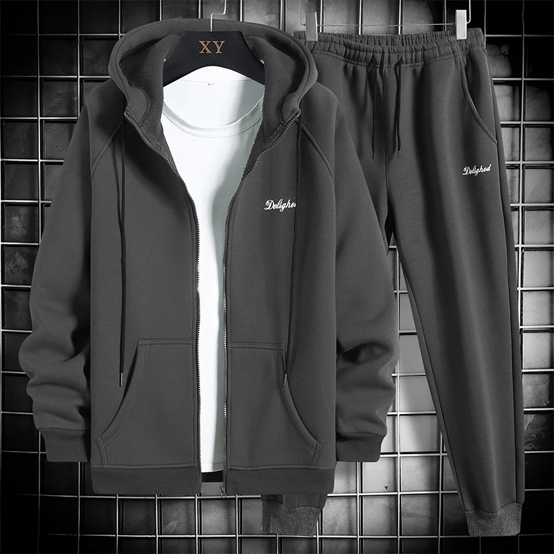 Спортивный костюм мужской из двух предметов свитшот с капюшоном и штаны на