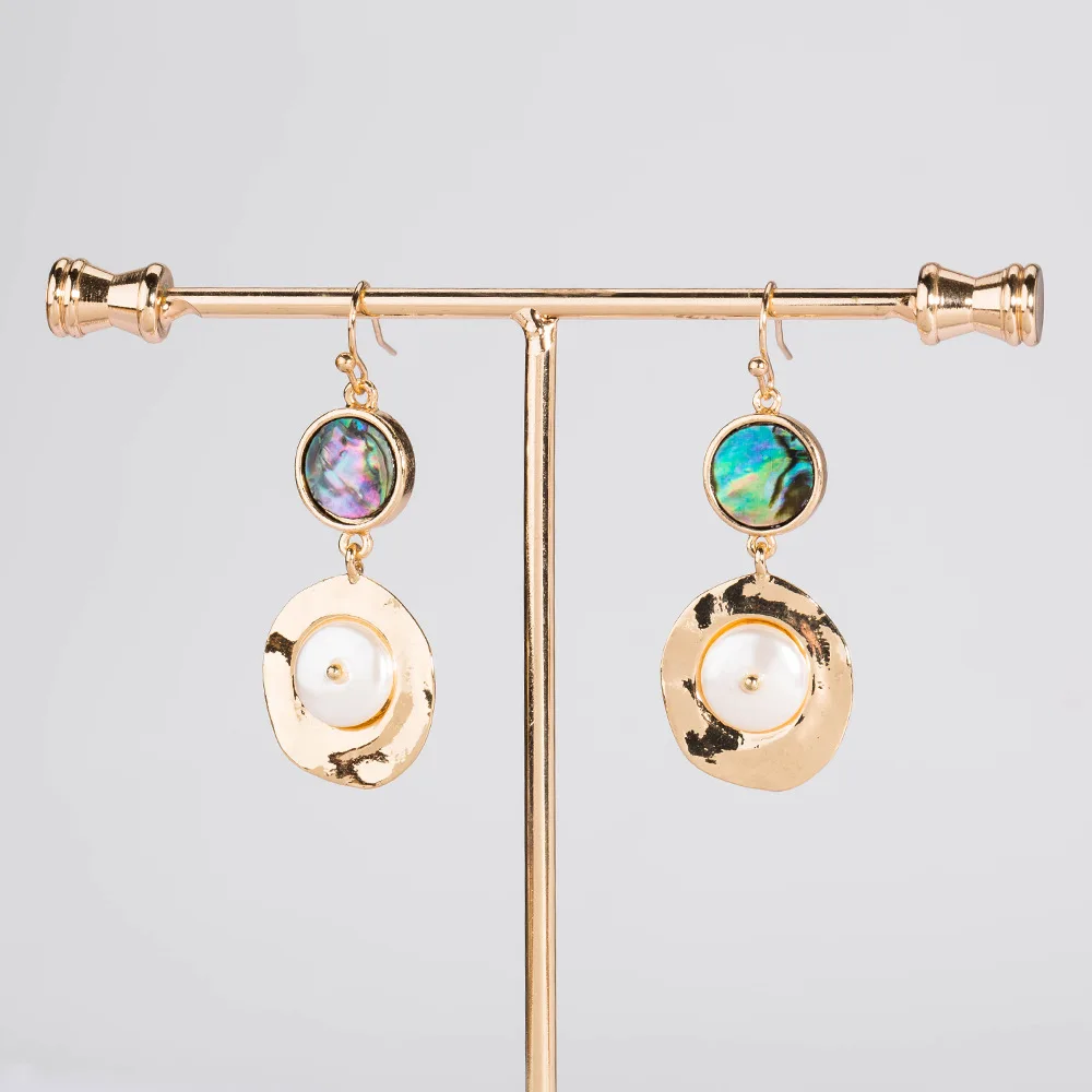 Женские серьги с плоской жемчужиной 2021 | Украшения и аксессуары