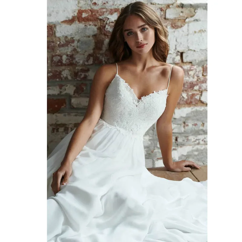 Bohemian Sexy Back Open Beach Wedding Dress Simple Lace Bridal Dresses A Line White Chiffon Wedding Dresses 2020  suknia slubna