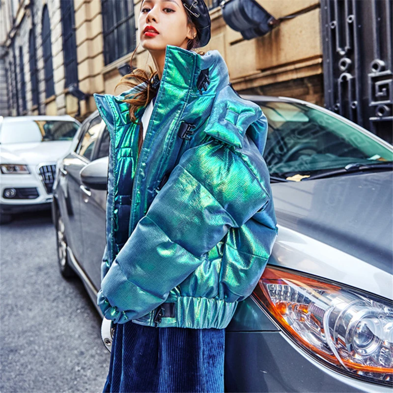 Женская зимняя куртка с капюшоном и лазерной подкладкой в стиле Харадзюку |