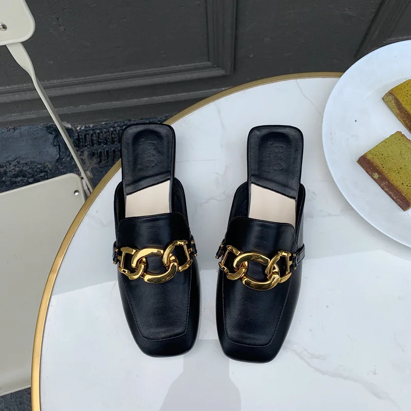 

Slippers Casual Cover Toe Rivet Shoes Slipers Women Low Female Mule Slides Luxury Rubber Flat 2021 Mules Metal Decoration Fabric