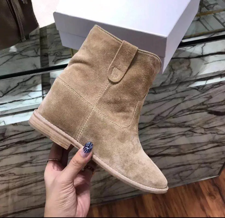 Deification/Роскошные замшевые байкерские ботинки на скрытой танкетке в стиле ретро с