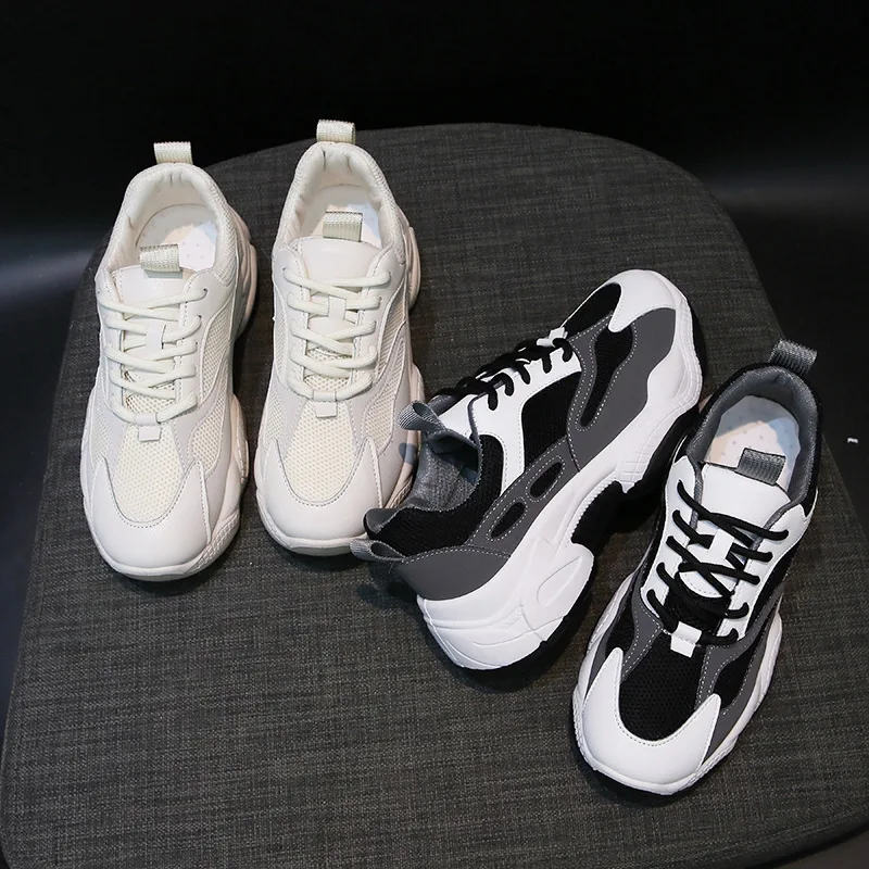 Женские кроссовки на толстой подошве платформе со шнуровкой и вулканизированной