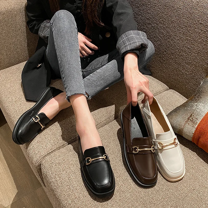 England 2021 NEW Women Shoes Fashion Loafers Round Toe Platform Shoes Solid Slip-on Plus Size 43 Luxury Brand Shoes Women