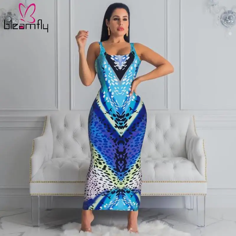 Летнее женское платье с принтом Tie Dye круглым вырезом на бретелях без рукавов