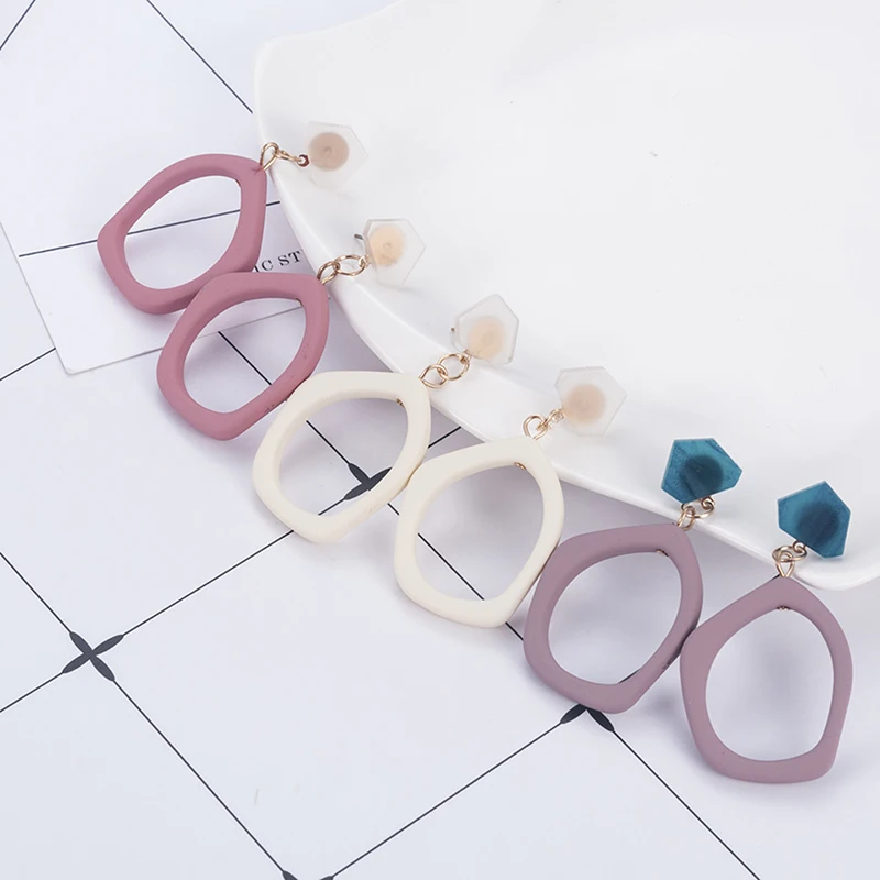 Новый дизайн милые Асимметричные хитовые цветные геометрические Акриловые