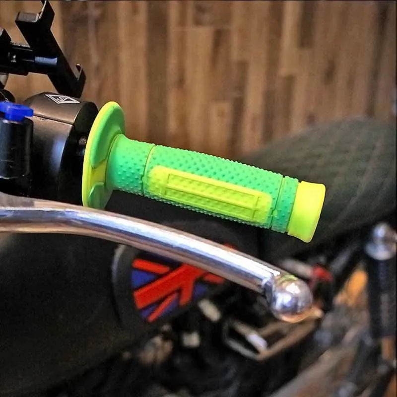 

Two color anti-skid wear-resistant cross-country motorcycle refitting accessories coffee shop Racer 22mm universal handle cover