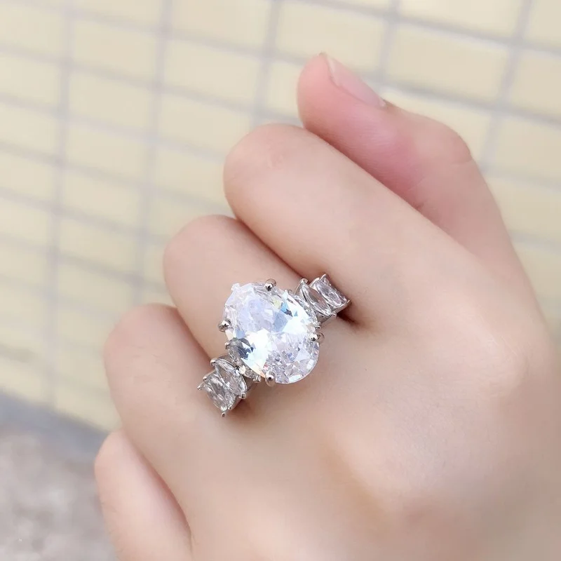 

Fashion Dazzling AAA+ CZ Oval Geometric Crystal Rhinestone Open Adjustable Ring for Women Female Wedding Engagement Jewelry