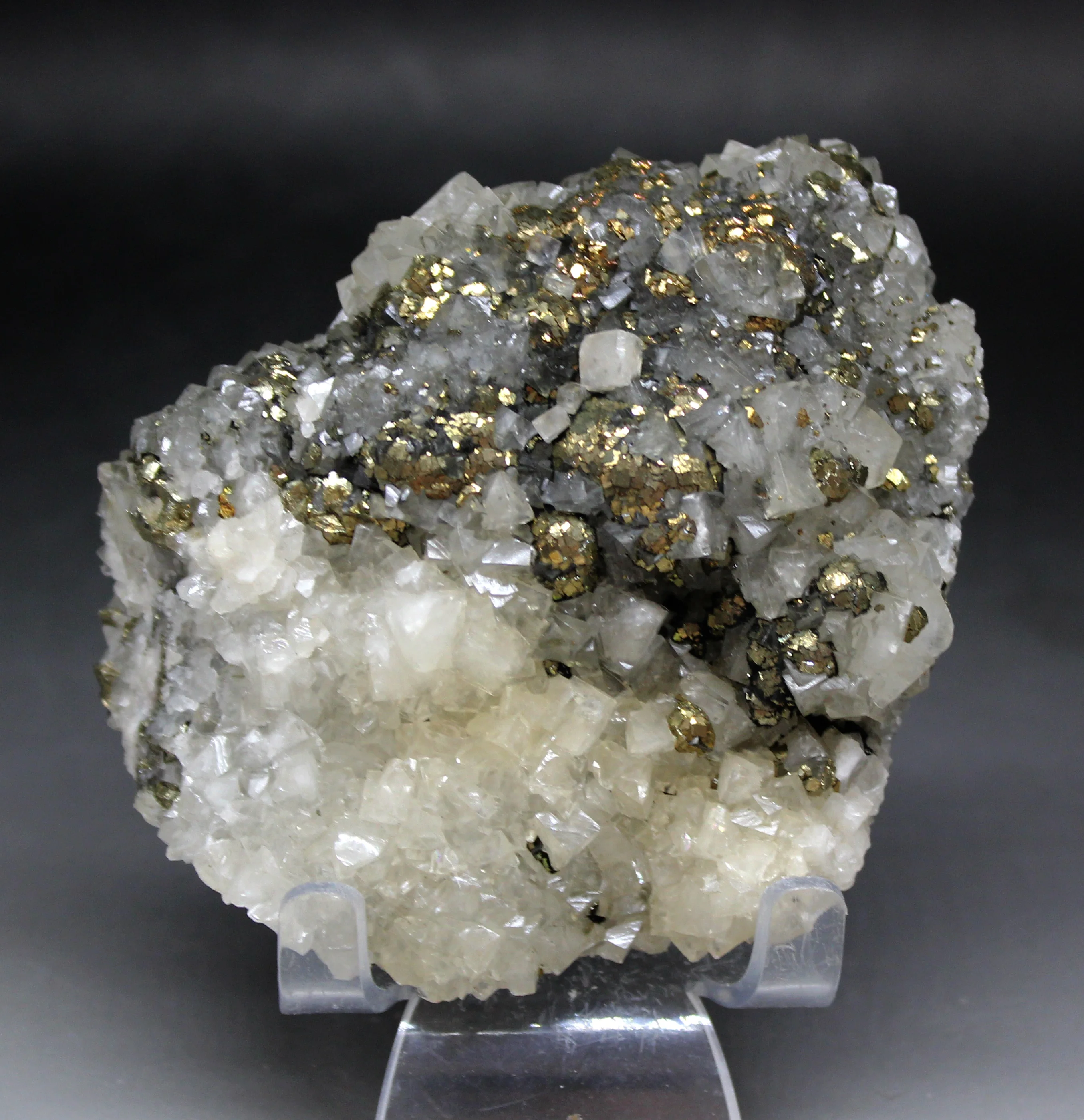 514 г натуральный Пирит и кальцитовый симбиотический минеральный кристалл