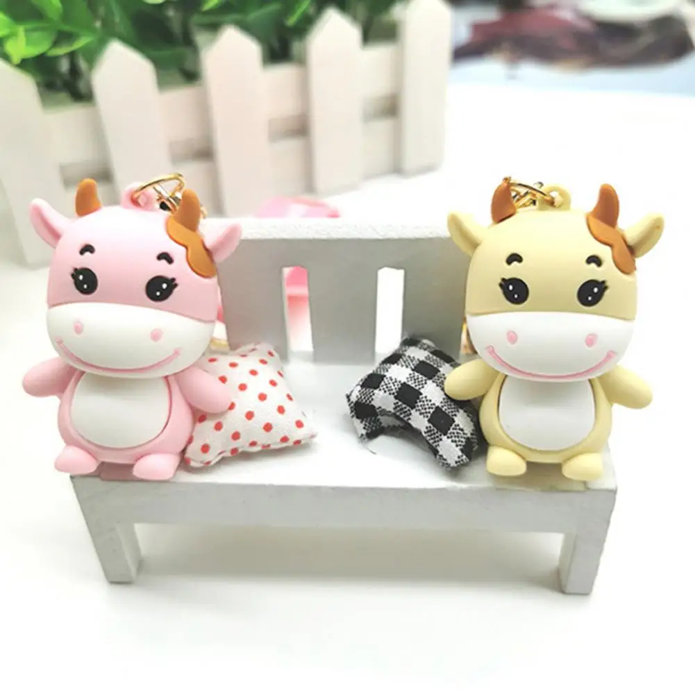 

2021 Cute Mascot Key Button Cartoon Cow Doll Keychain School Bag Pendant Car Keyring Couple Key Holder Gift