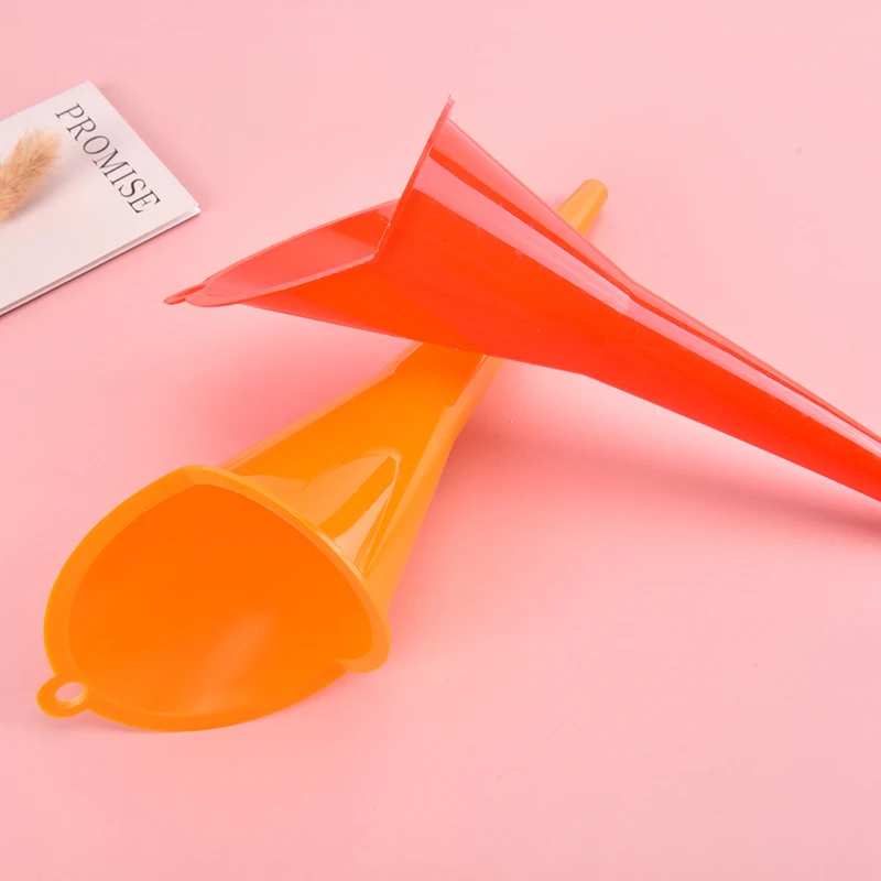 Автозаправочная Воронка с длинным горлом универсальная бензин для авто