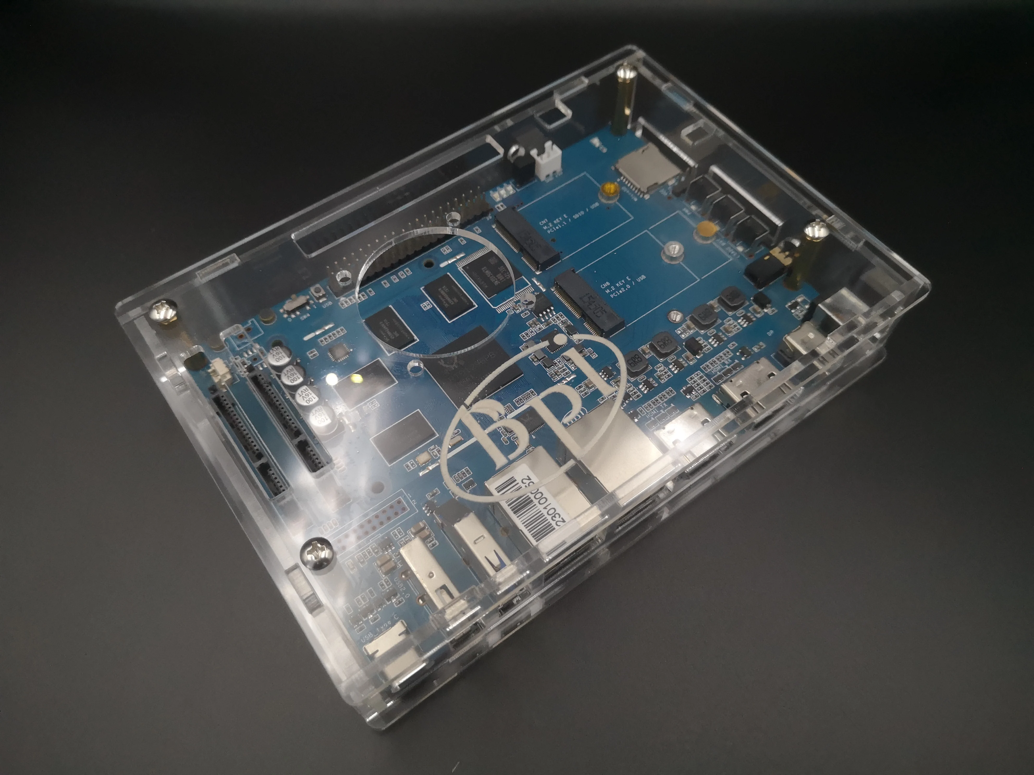 Акриловый/прозрачный чехол Banana PI W2