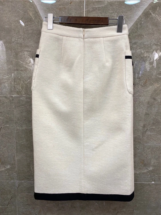 

Autumn / winter 2020 new women's symmetrical pocket bow stitching fabric micro split skirt 1207