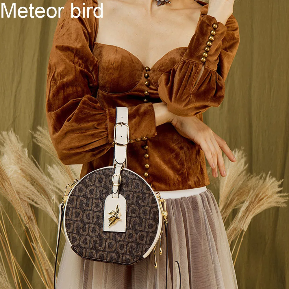 Простые седельные сумки Meteor bird женская сумка на плечо черные кольца маленькая