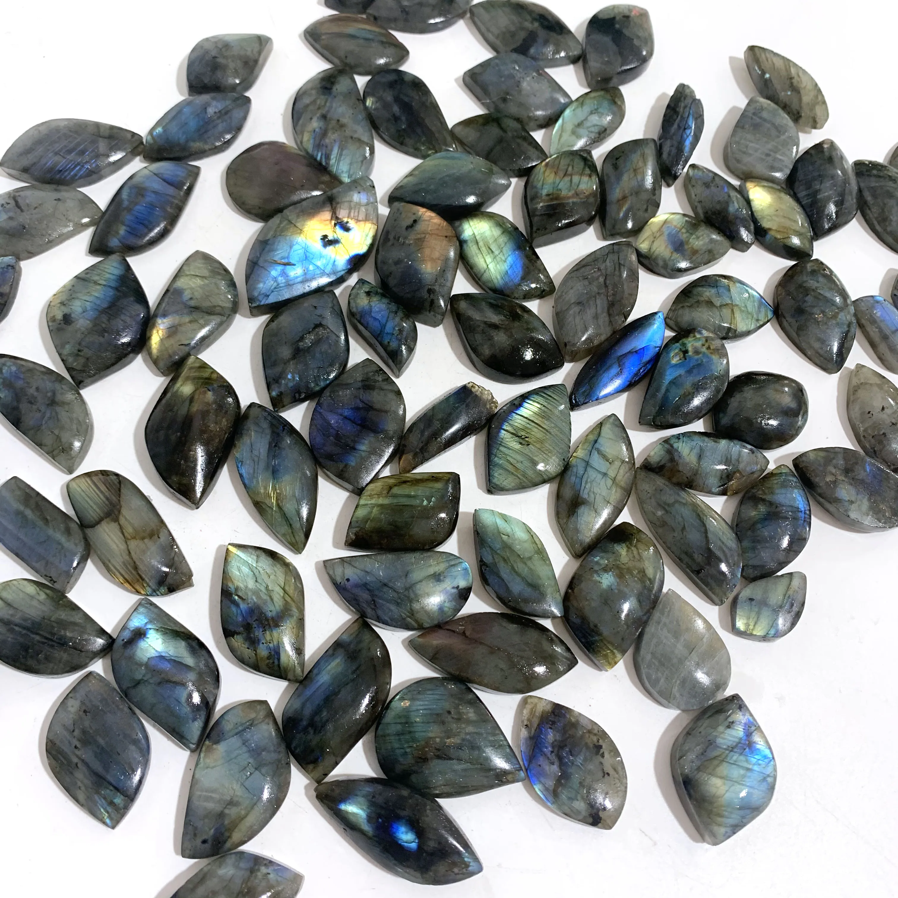 Оптовая продажа высокое качество красивый голусветильник лабрадорит резьба по