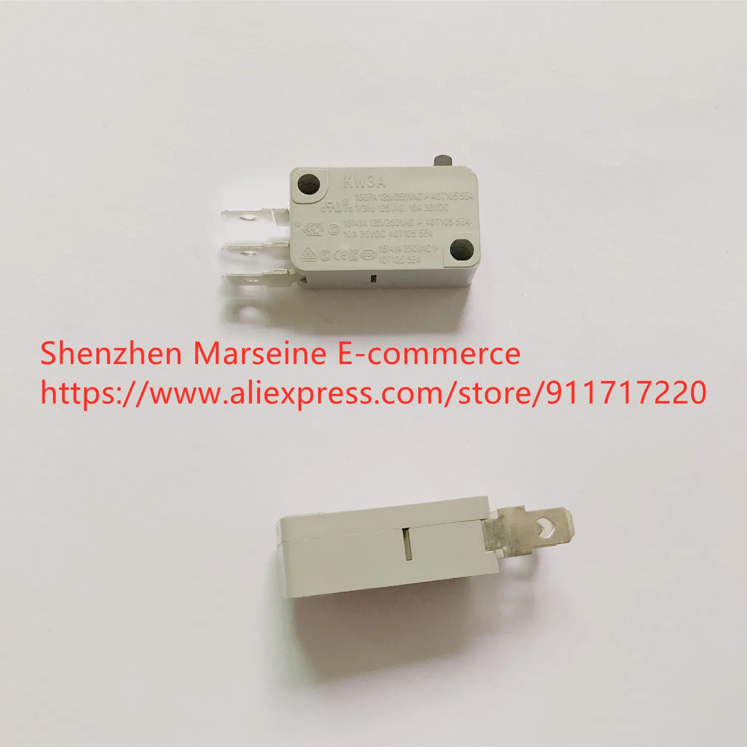 Оригинальный новый 100% микропереключатель KW3A-16Z0C-D200-03 3pin 16A |